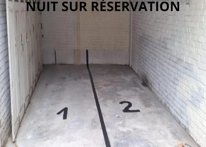 Valscosy Parking - Activités Illégales Interdite *